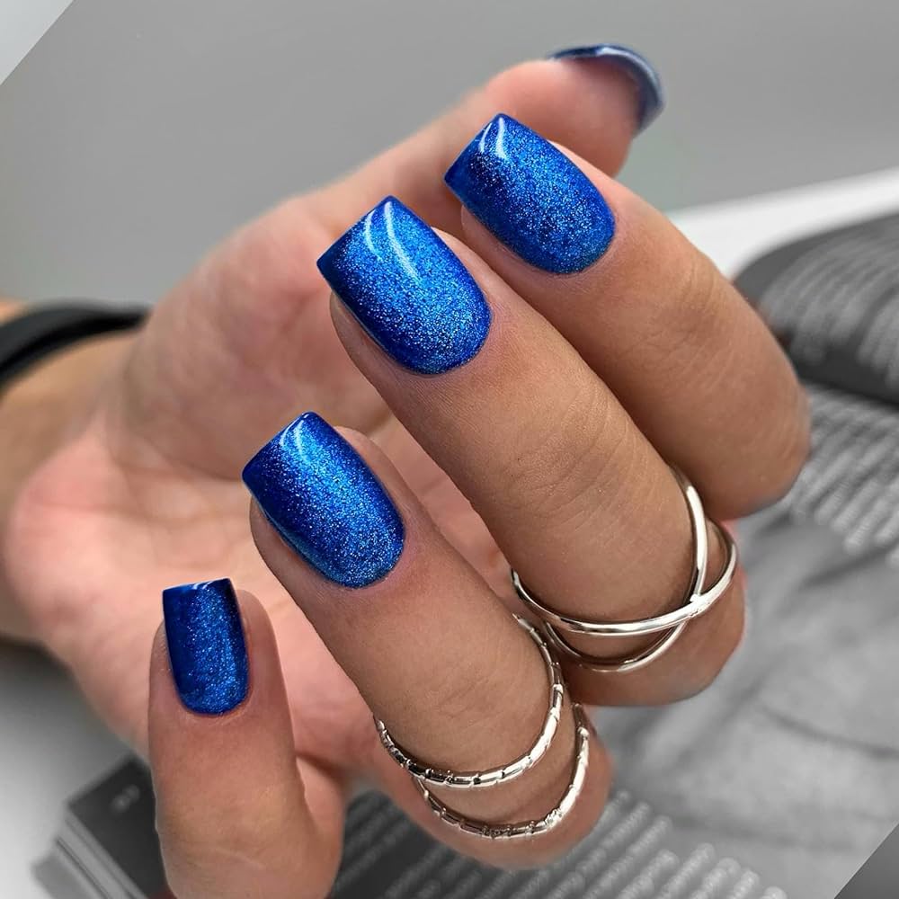 royal blue nails