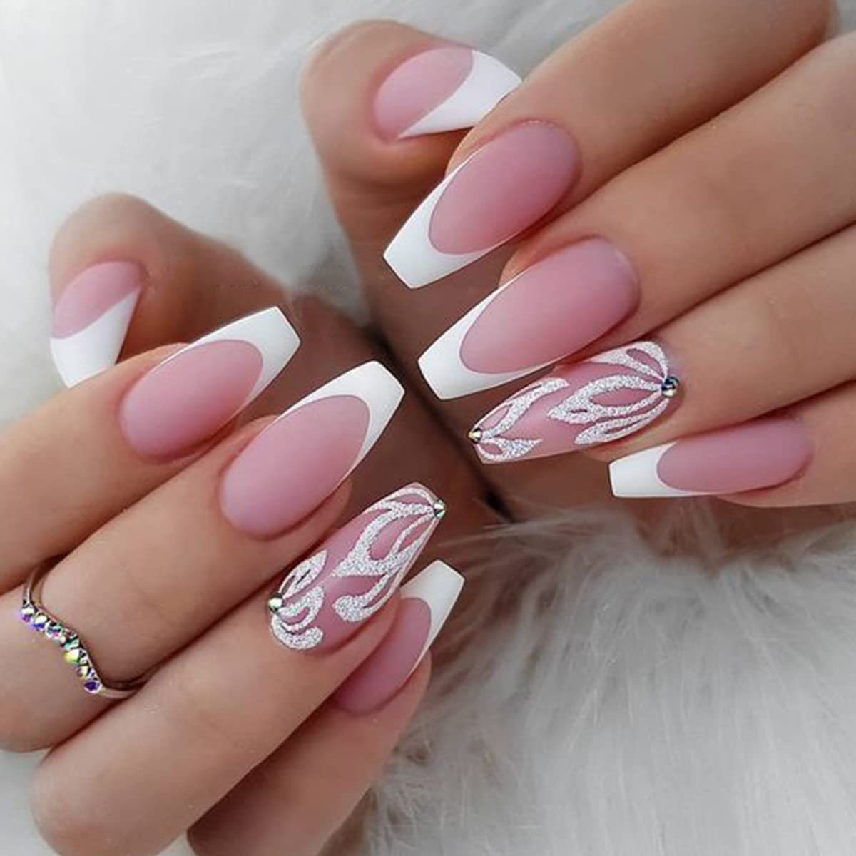 How to apply gel polish on natural nails?