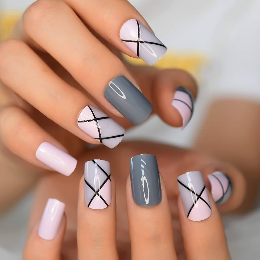 grey nails