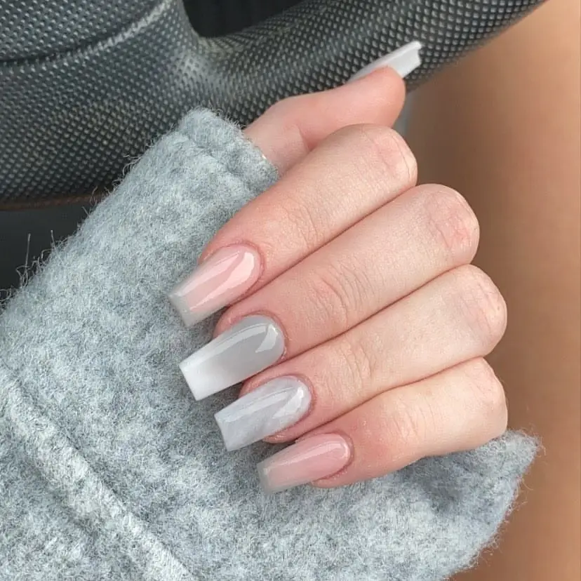 grey nails